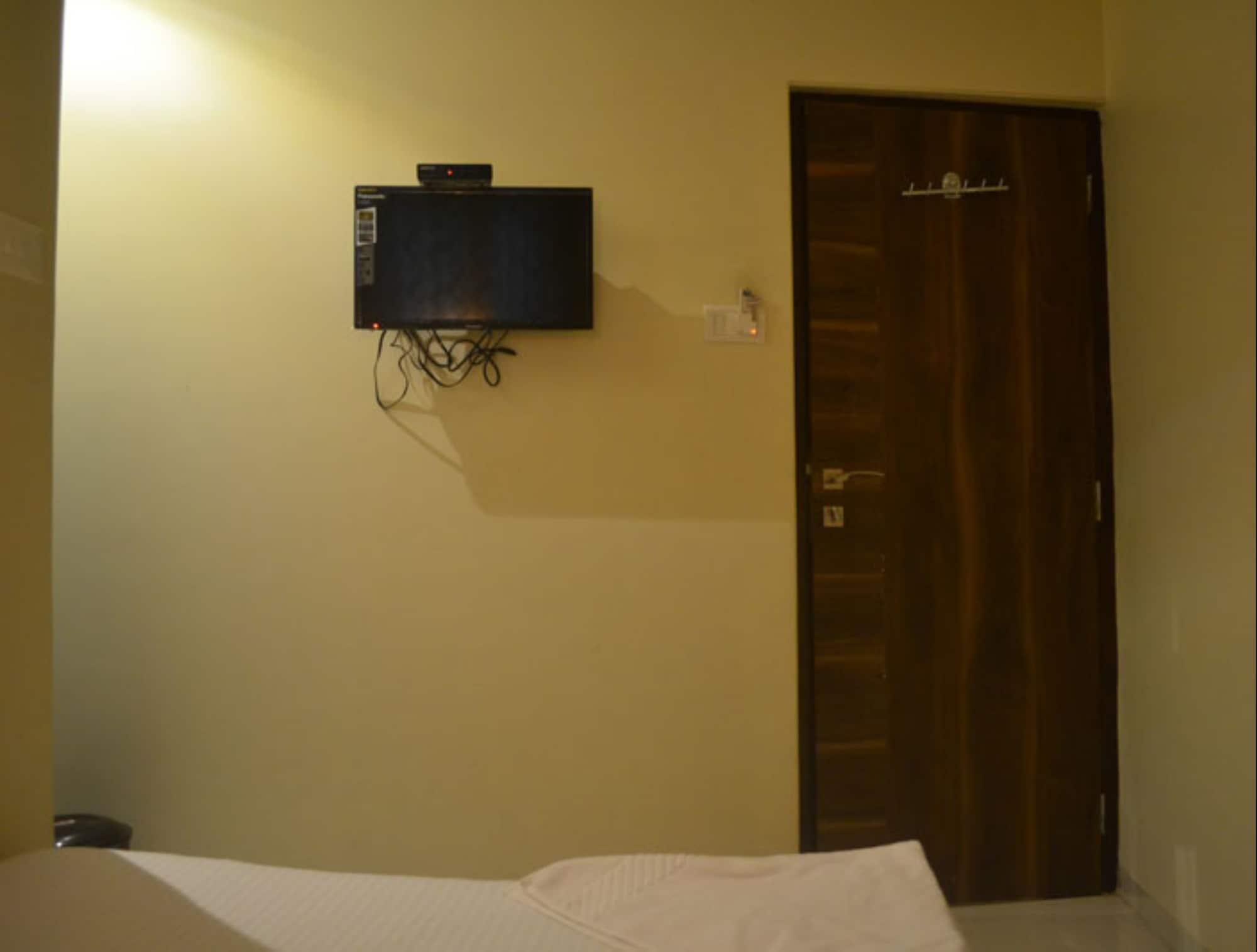 Airport Metro Hotel Mumbai Eksteriør bilde