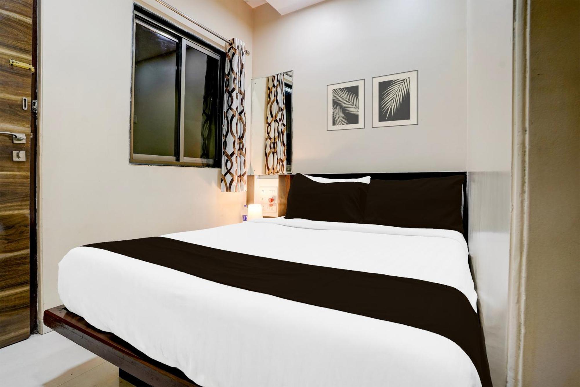 Airport Metro Hotel Mumbai Eksteriør bilde